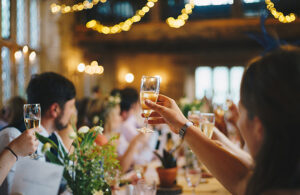 Indoor-Krimispiel für ein Krimidinner